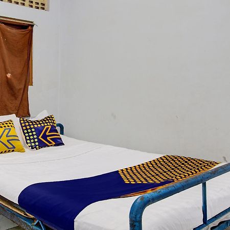 Spot On 92336 Hotel Sukowati Surakarta  Ngoại thất bức ảnh