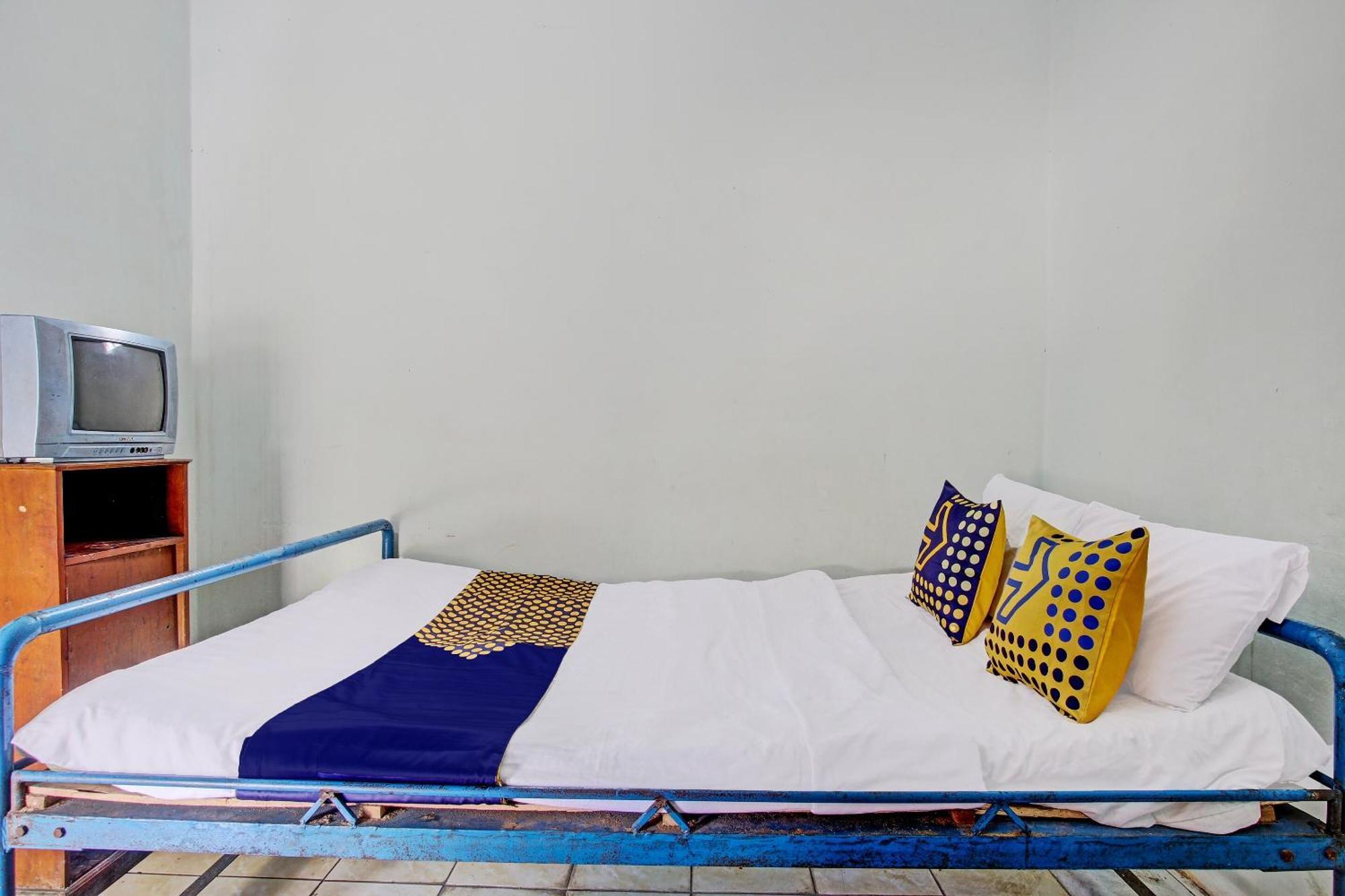 Spot On 92336 Hotel Sukowati Surakarta  Ngoại thất bức ảnh