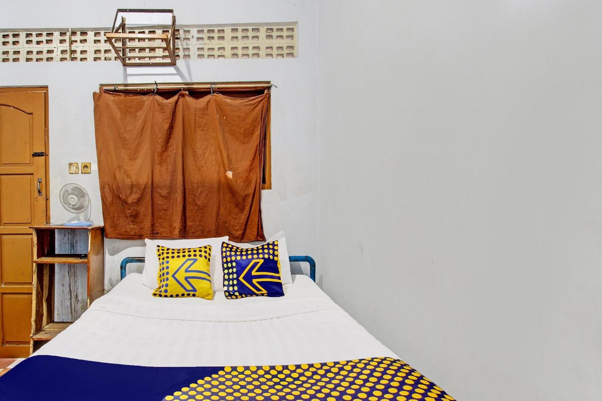 Spot On 92336 Hotel Sukowati Surakarta  Ngoại thất bức ảnh