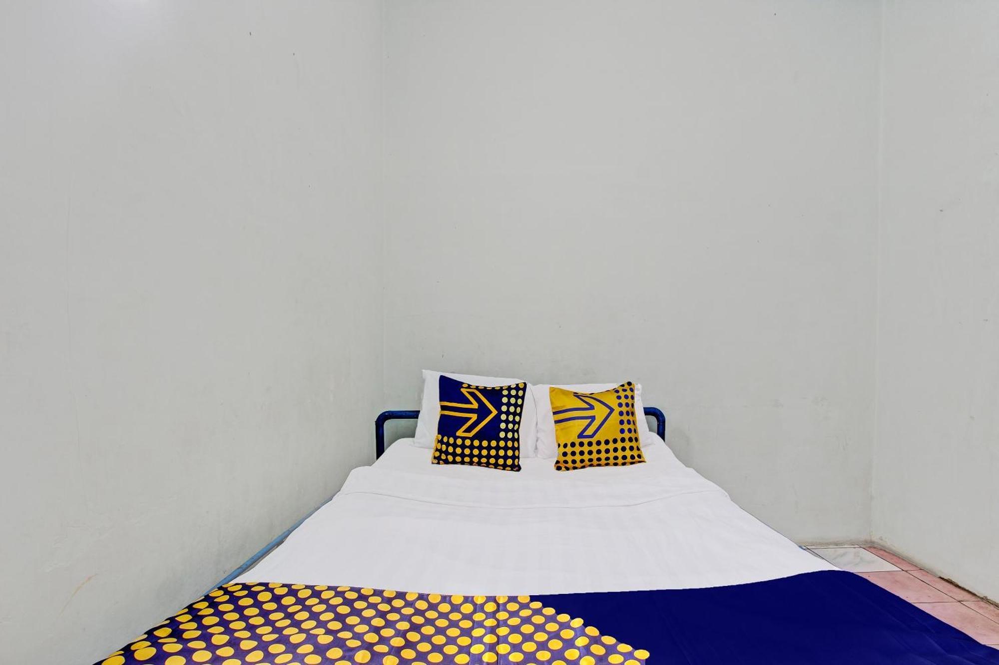 Spot On 92336 Hotel Sukowati Surakarta  Ngoại thất bức ảnh