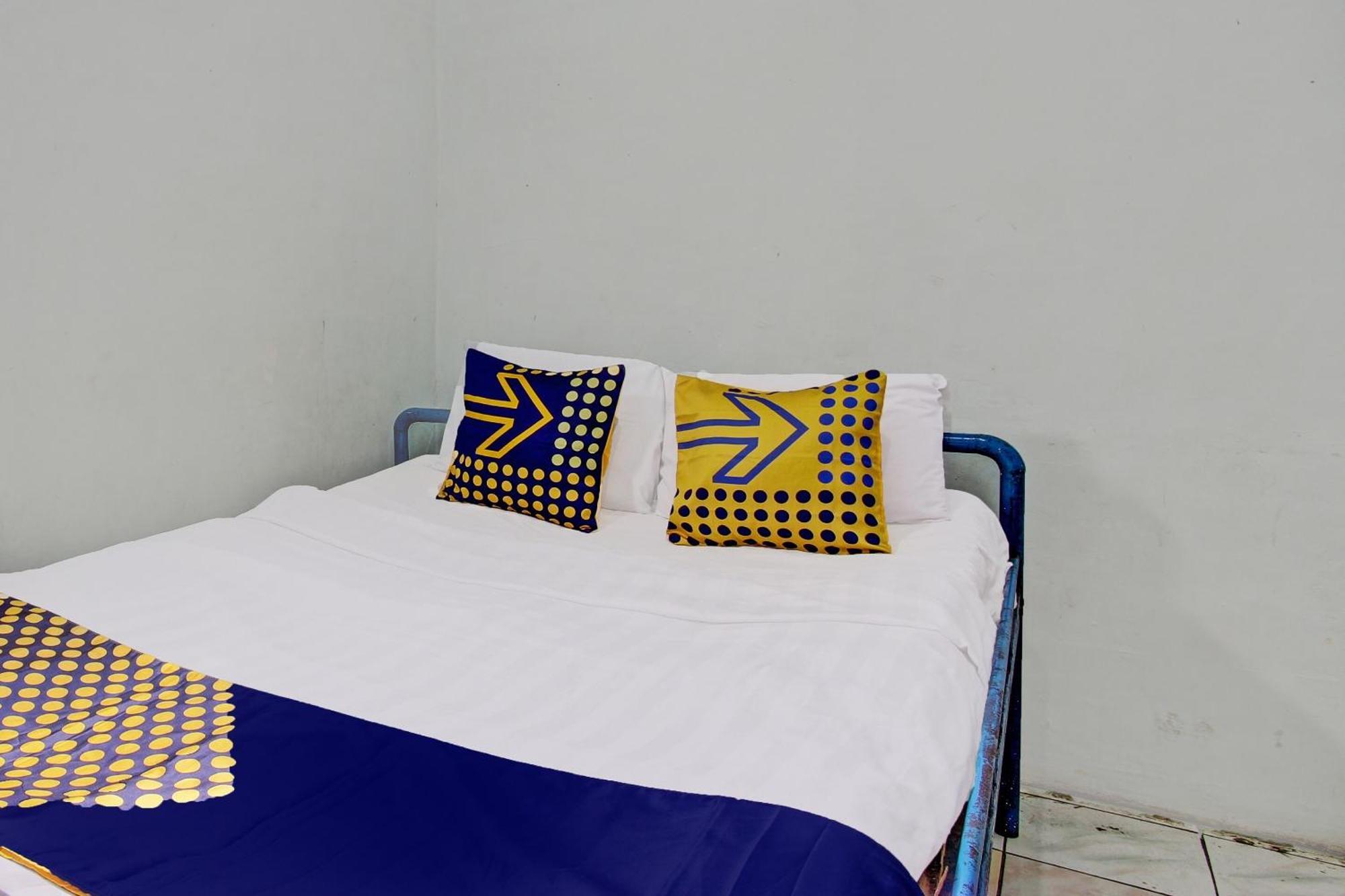Spot On 92336 Hotel Sukowati Surakarta  Ngoại thất bức ảnh