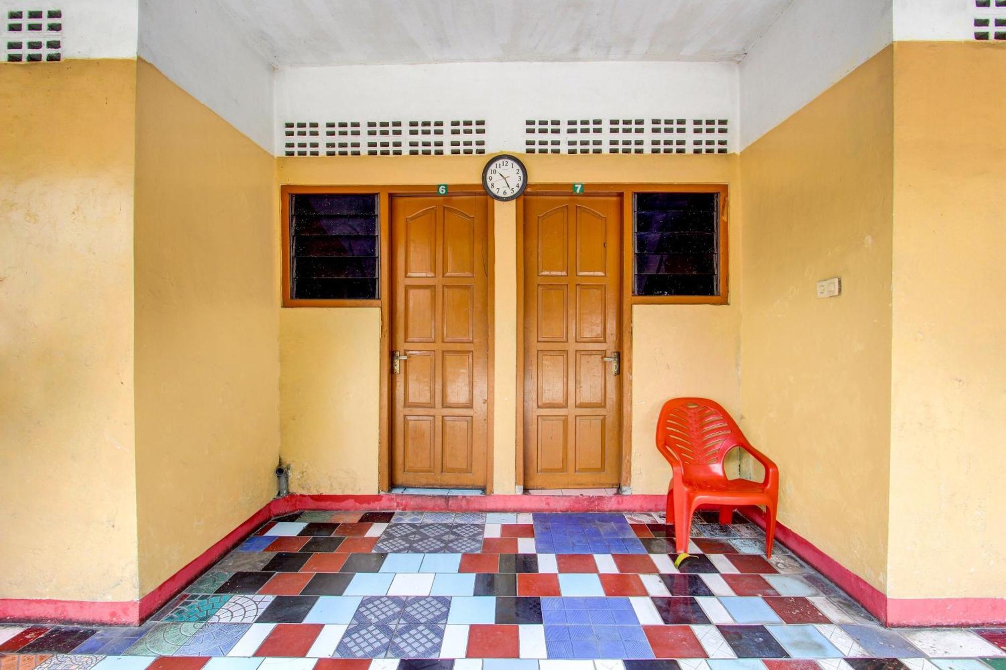 Spot On 92336 Hotel Sukowati Surakarta  Ngoại thất bức ảnh