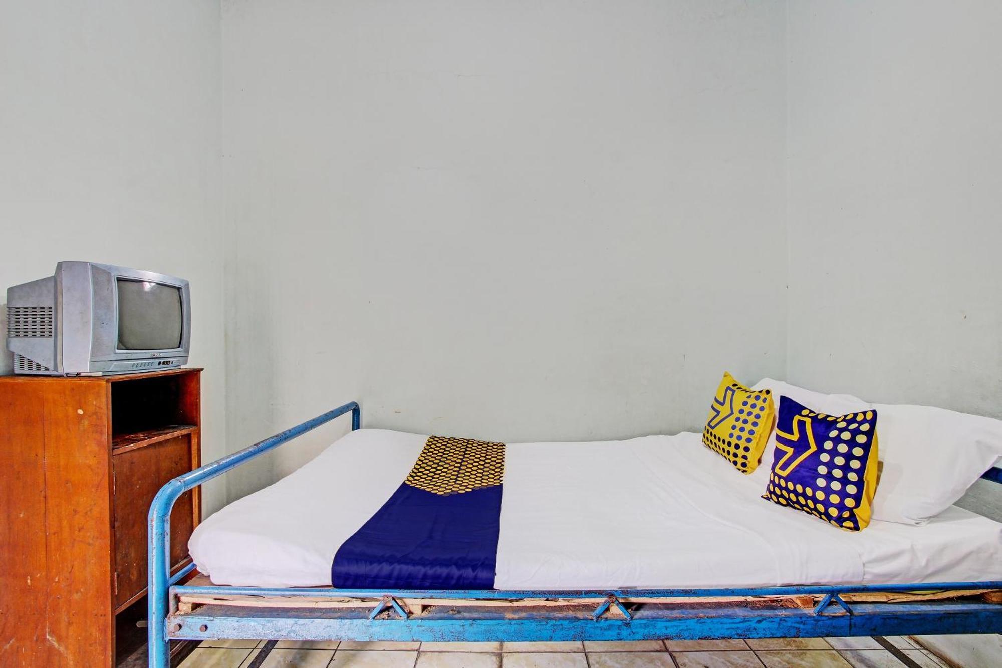 Spot On 92336 Hotel Sukowati Surakarta  Ngoại thất bức ảnh