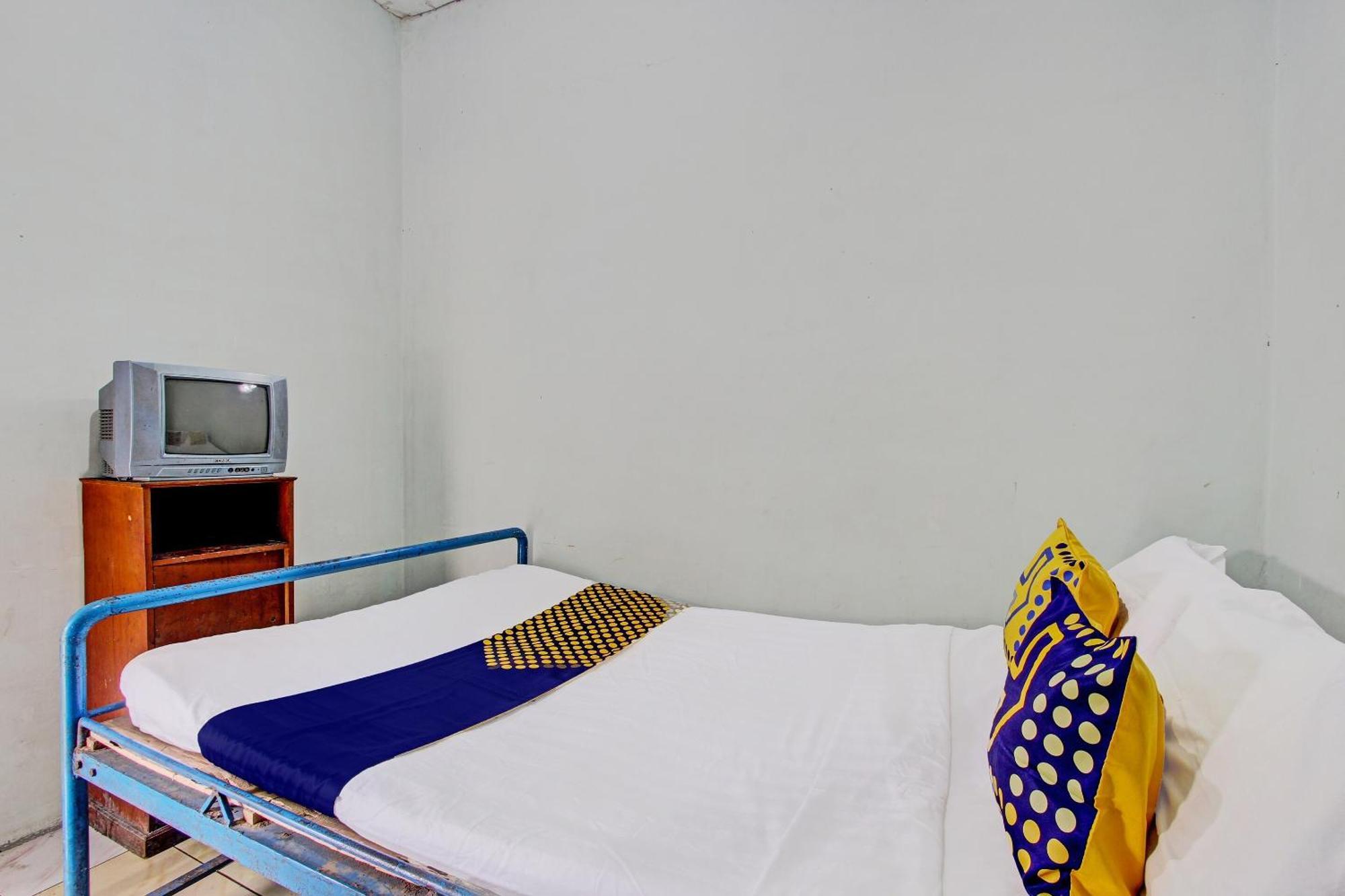 Spot On 92336 Hotel Sukowati Surakarta  Ngoại thất bức ảnh